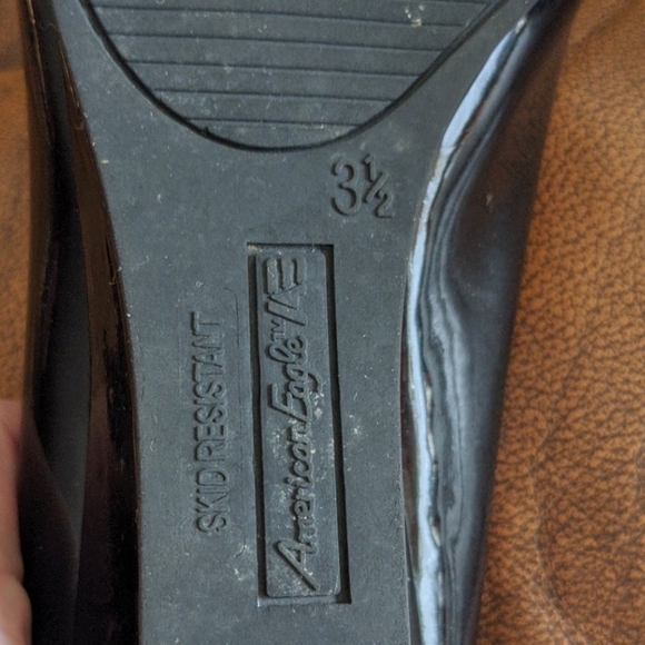 Girls Black Patent Leather Wedge, 3 1/2 - Picture 7 of 7